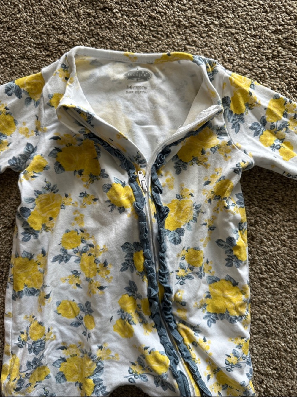Mud Pie White and Yellow Floral Zip Baby sleeper 3-6 months